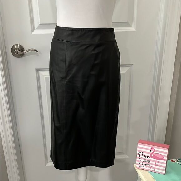 Kasper Leather Elegant Black Women's lined  pencil Skirt Side Zipper SZ 8 - Picture 1 of 7